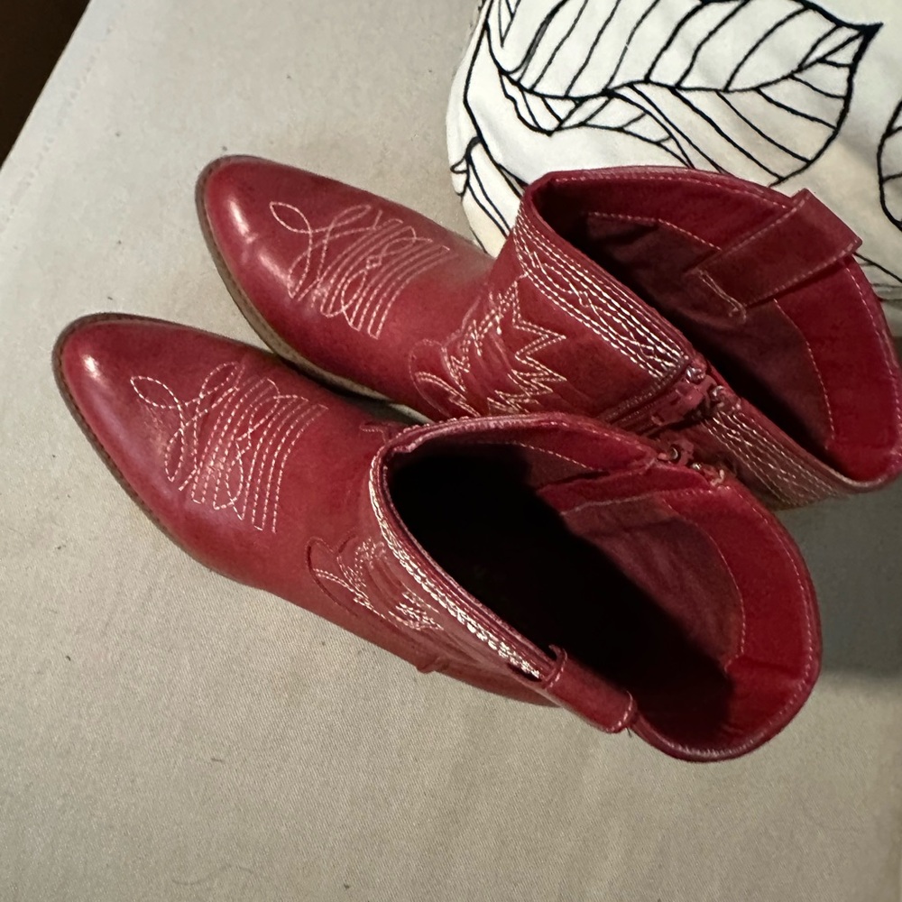 Red cowgirl boots - Picture 2 of 5